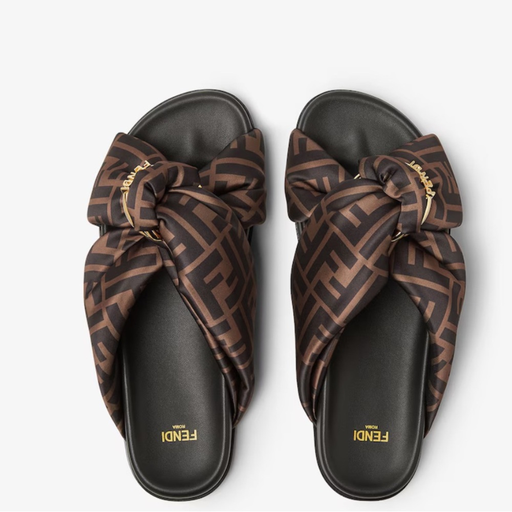 Fendi Feel Padded Logo Slide Sandals Sz 38/8 $899 Authentic Luxury Designer!